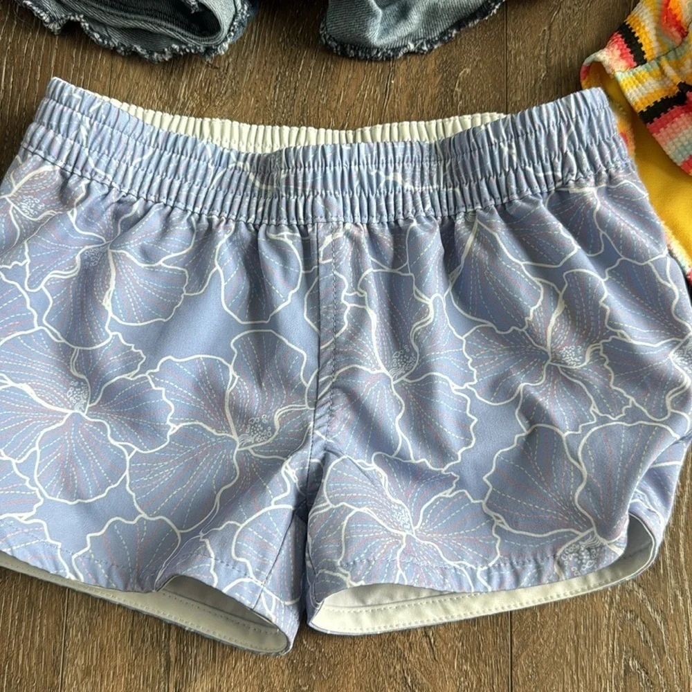 Lot of girls clothes size 4-5T